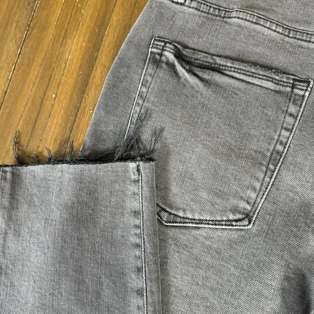 Good American Good Classic high rise black slim jeans
